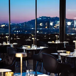 Отель Gold Tower Lifestyle Неаполь